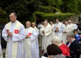 2013 Lourdes Pilgrimage - SATURDAY TRI MASS GROTTO (64/140)